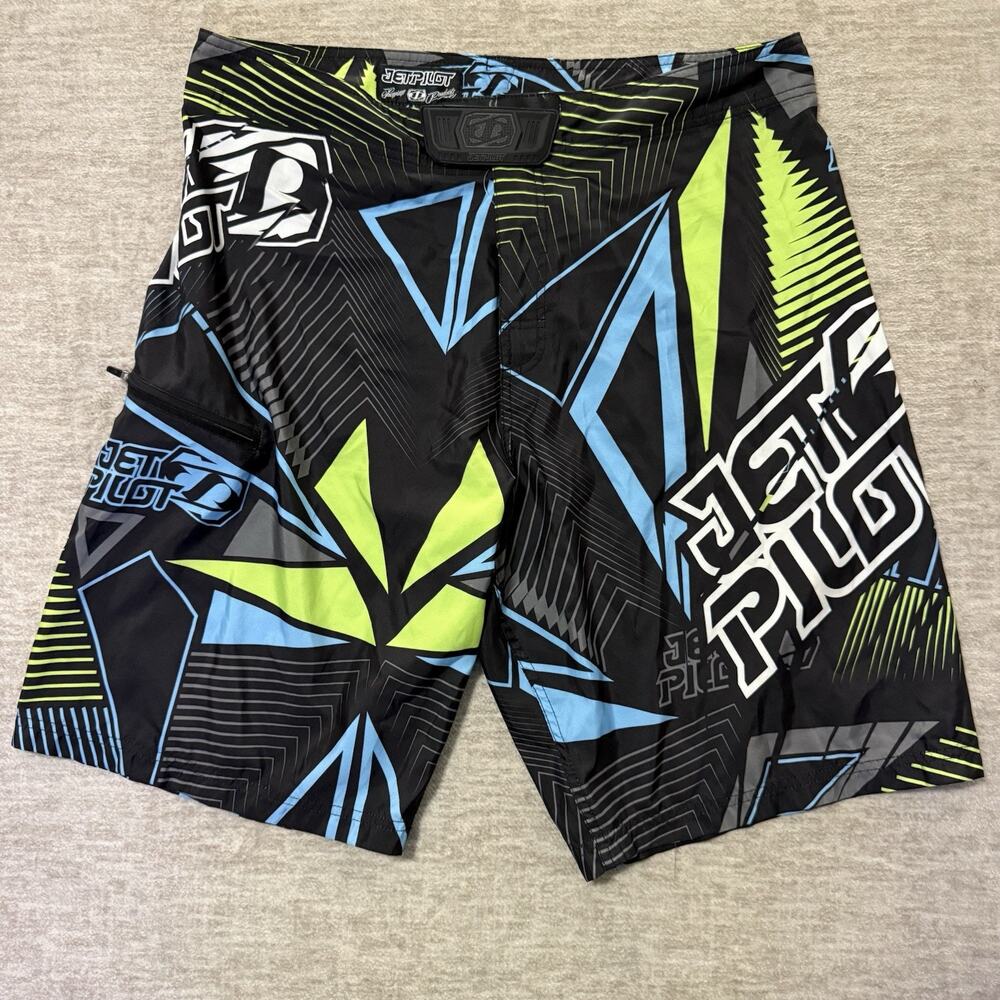 Jet Pilot Boardshorts Swim Surf Trunks Graphic All Over Print 80s Style SZ 38